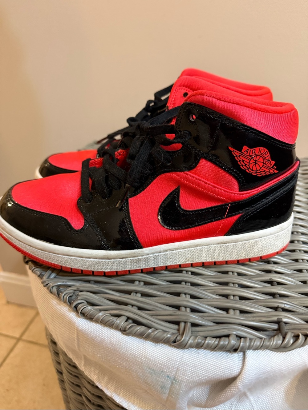 Jordans Women High-Top Sneakers in Red and Black